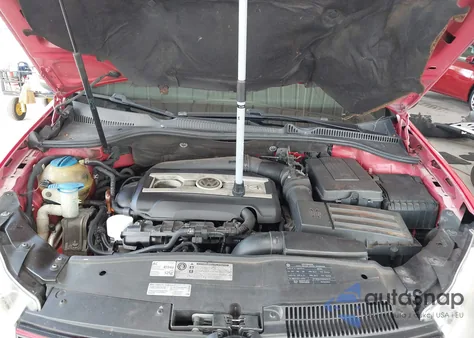 2011 Volkswagen Gti 2-Door z USA, uszkodzony, nr VIN WVWFV7AJ3BW232877